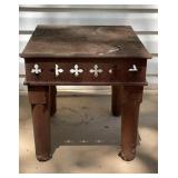 Vintage metal rustic small table. Very rusty.