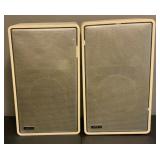 Vintage Advent /2 speakers, untested