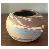 Niloak Mission Swirl Pottery Vase 3Tall