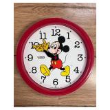 VTG Lorus Quartz Mickey Mouse Plastic Wall Clock