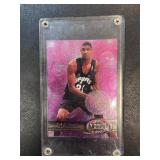 1997 Tim Duncan Metal Universe #66 raw