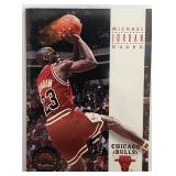 1993 Michael Jordan Skybox #45 Premium EX Conditio