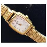 Gold-Tone Seiko Quartz Ladies Watch 1N00-5K29
