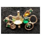 Vintage Rhinestone Carriage Brooch ï¿½ Green & Amber