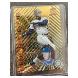 1997 Pacific Crown Royale Ken Griffey JR Gold Card