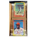 Full Sleeve 1975 Topps MLB Cards Unsearched
