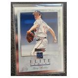 1996 Donruss Elite Greg Maddux #68 /10000