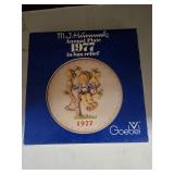 1977 M.J. Hummel Annual Plate w/ Box