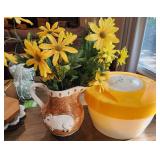 VTG Yellow Salad Spinner Bowl & Vase