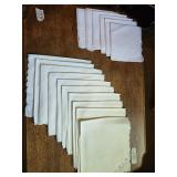 Vintage Scalloped & Embroidered Linen Napkin Sets