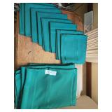 Green Tablecloth & 8 Napkin Set