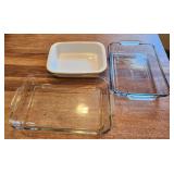 3 VTG Ancor Hocking Bake Pans