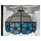 Stained Glass Pendant Lamp with Floral Design