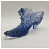 Fenton Daisy and Button Glass Cat Shoe
