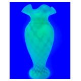 Fenton Burmese Criss Cross Diamond Vase