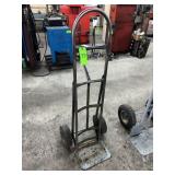 Hand Truck w/Pneumatic Tires