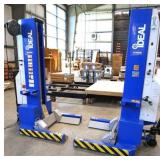 Pair Ideal Hydraulic Lifts Model MSC-18K-472,