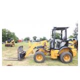Caterpillar Compact Wheel Loader Model 903C2,