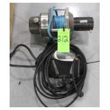 Warn 1200 Lb. Capacity Hoist
