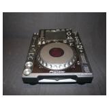 Pioneer CDJ-2000 Nexus Digital Turntable