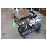 Central Pneumatic Portable Air Compressor, 125 PSI