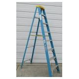 8 Ft Werner Fiberglass Ladder 250 Lb Load Capacity
