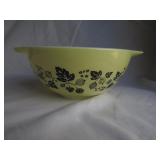 8" Pyrex Bowl
