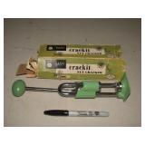 Dazey Crackit Nut Cracker