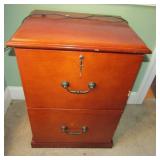 2 Drawer Filing Cabinet 27" T x 20" W w/ Key