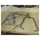 Palm Sander & Clamp