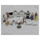 Minature Nativity Pcs May Be Missing