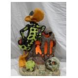 Daffy RIP Lamp 14" T Resin
