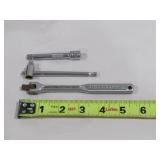 2-  1/4" Breaker Bars  1 Extension