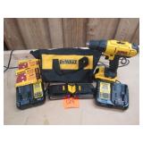 Dewalt Drill w/ 2 Batteries & 2 Chargers w/ Bag