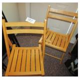 2 Wood Slat Chairs 2 Wood Slat Chairs