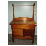 Dry Sink On Wheels Appears To Be Maple