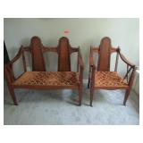 2Pc Settee Left 40" T x 44" W x 22" D