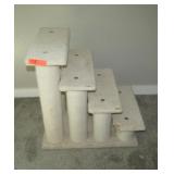 Pet Steps 24" T x 26" D x 17" W