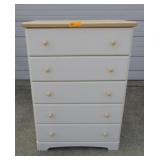 Dresser w/ 5 Drawers 45" T x 31" W x 16" D Dresser w/ 5 Drawers 45" T x 31" W x 16" D