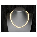 Light pink faux pearl necklace