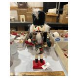 nut cracker
