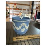 wedgwood blue and white vase pot