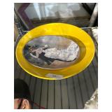 lot of two plates