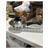lustre craft small lidded sauce pan