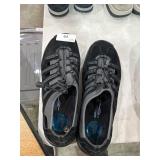 natural sport ladies size 11