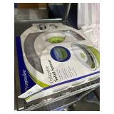 NIB collapsible salad spinner