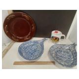 Brown  Ceramic  Fish Platter, Roseville
