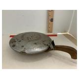 Vintage Stovetop Popcorn Popper