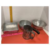 Bromwellï¿½s Sifter Metal Calendar Wearever Pan