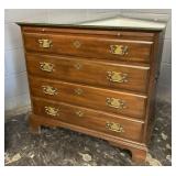 Pennsylvania House Mahogany Bachelorï¿½s Chest